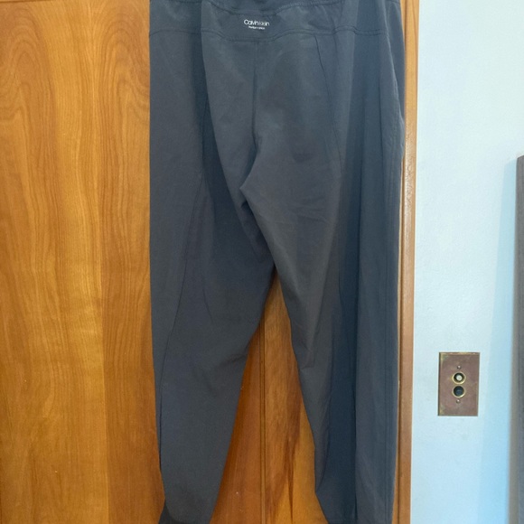 Calvin Klein women’s small gray joggers - Picture 2 of 4